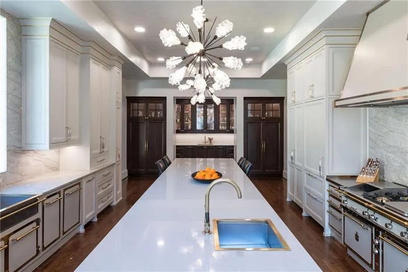 4615 Northside Drive, Atlanta, Georgia 30327, 6 Bedrooms Bedrooms, ,8 BathroomsBathrooms,Residential,For Sale,4615 Northside Drive,7680633