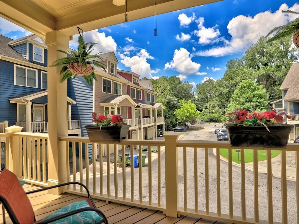 1079 Marietta Boulevard Nw, Atlanta, Georgia 30318, 4 Bedrooms Bedrooms, ,3 BathroomsBathrooms,Residential,For Sale,1079 Marietta Boulevard Nw,7628661