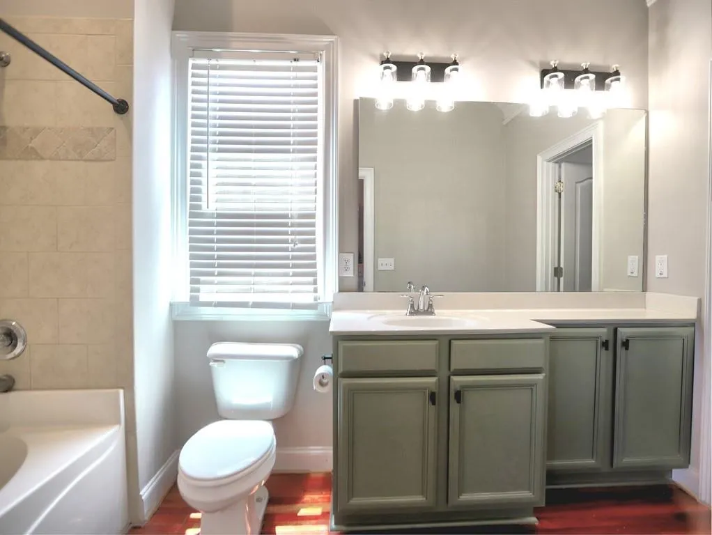 1079 Marietta Boulevard Nw, Atlanta, Georgia 30318, 4 Bedrooms Bedrooms, ,3 BathroomsBathrooms,Residential,For Sale,1079 Marietta Boulevard Nw,7628661