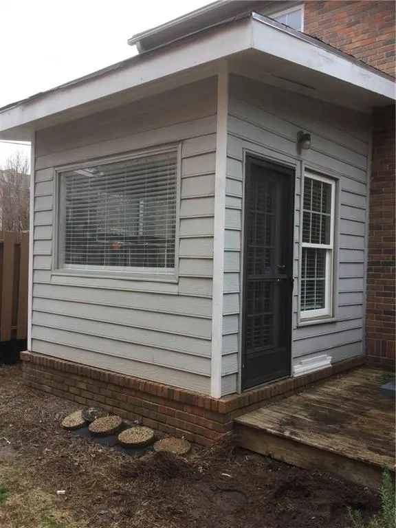6700 Roswell Road Unit 33f, Atlanta, Georgia 30328, 2 Bedrooms Bedrooms, ,1 BathroomBathrooms,Residential,Sold,6700 Roswell Road Unit 33f,6674034