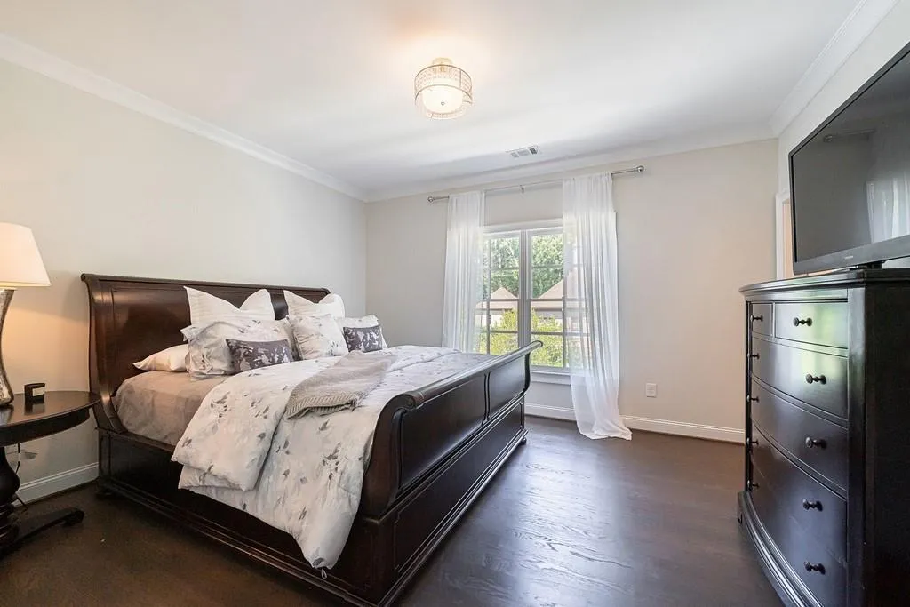 4740 Powers Ferry Road, Sandy Springs, Georgia 30327, 6 Bedrooms Bedrooms, ,5 BathroomsBathrooms,Residential,Sold,4740 Powers Ferry Road,6910234