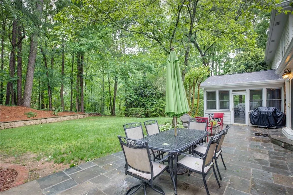 2757 Spalding Drive, Sandy Springs, Georgia 30350, 4 Bedrooms Bedrooms, ,2 BathroomsBathrooms,Residential,Sold,2757 Spalding Drive,5842606