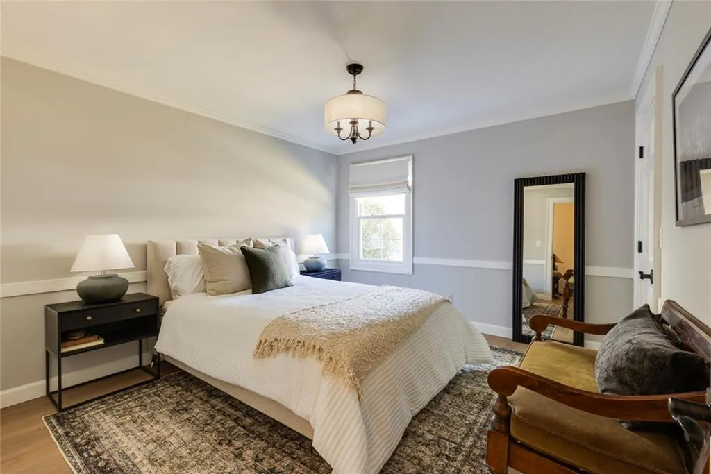 2190 Spalding Drive, Sandy Springs, Georgia 30350, 4 Bedrooms Bedrooms, ,3 BathroomsBathrooms,Residential,Sold,2190 Spalding Drive,7533009
