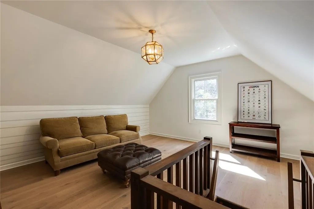 2190 Spalding Drive, Sandy Springs, Georgia 30350, 4 Bedrooms Bedrooms, ,3 BathroomsBathrooms,Residential,Sold,2190 Spalding Drive,7533009