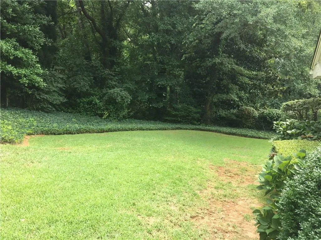 4685 Powers Ferry Road, Sandy Springs, Georgia 30327, 3 Bedrooms Bedrooms, ,2 BathroomsBathrooms,Residential,Sold,4685 Powers Ferry Road,6612233