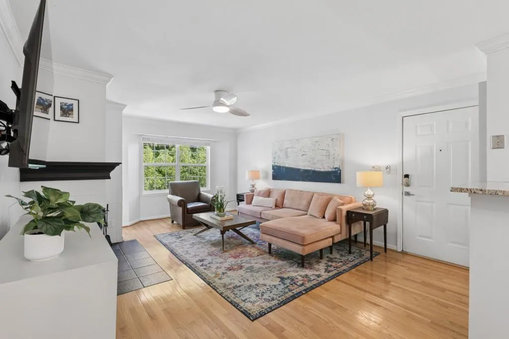 1024 Chastain Park Court, Atlanta, Georgia 30342, 1 Bedroom Bedrooms, 0 ,1 BathroomBathrooms,Residential,For Sale,1024 Chastain Park Court,7761446