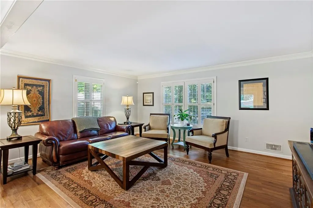 710 Spalding Drive, Sandy Springs, Georgia 30328, 4 Bedrooms Bedrooms, ,2 BathroomsBathrooms,Residential,Sold,710 Spalding Drive,6957354