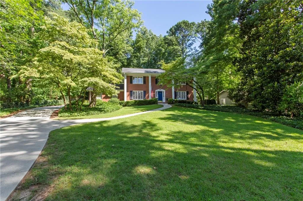 710 Spalding Drive, Sandy Springs, Georgia 30328, 4 Bedrooms Bedrooms, ,2 BathroomsBathrooms,Residential,Sold,710 Spalding Drive,6957354