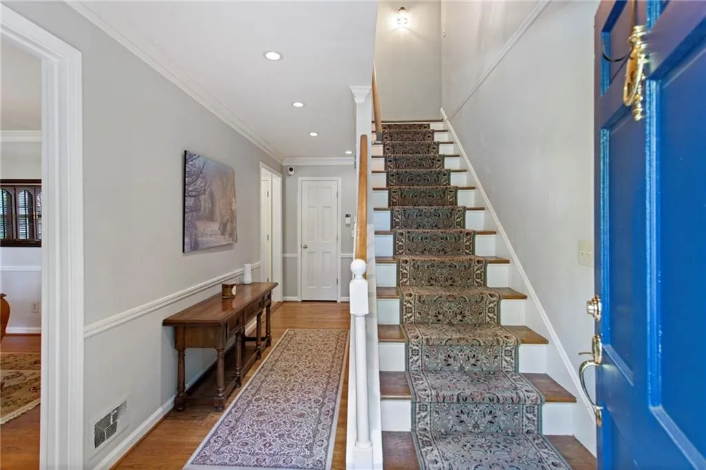 710 Spalding Drive, Sandy Springs, Georgia 30328, 4 Bedrooms Bedrooms, ,2 BathroomsBathrooms,Residential,Sold,710 Spalding Drive,6957354