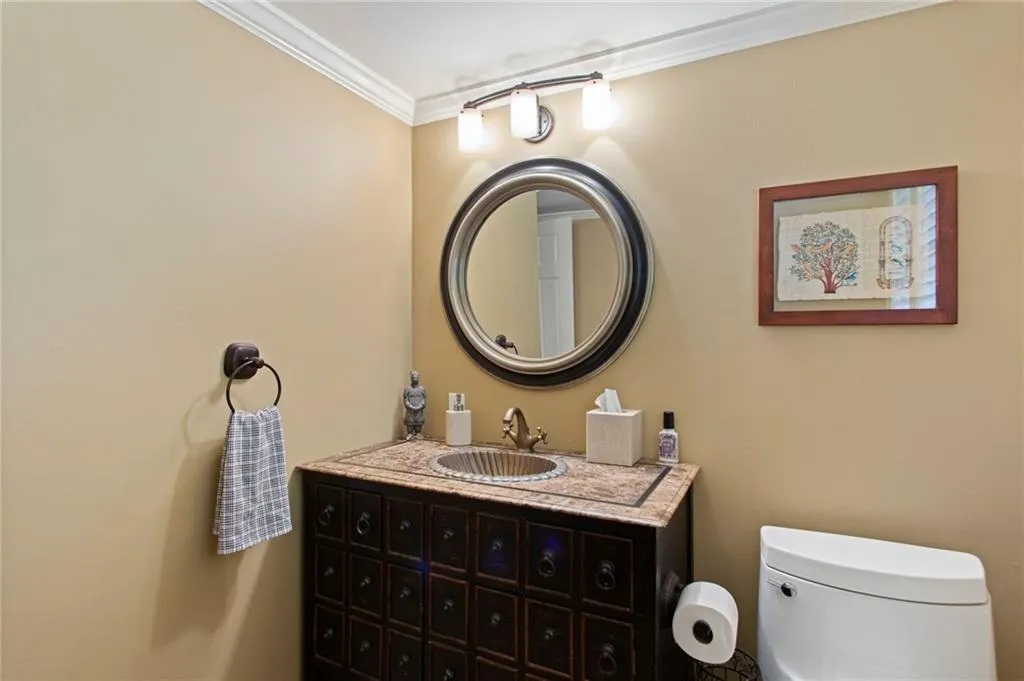 710 Spalding Drive, Sandy Springs, Georgia 30328, 4 Bedrooms Bedrooms, ,2 BathroomsBathrooms,Residential,Sold,710 Spalding Drive,6957354