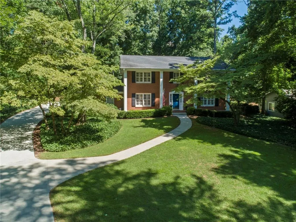 710 Spalding Drive, Sandy Springs, Georgia 30328, 4 Bedrooms Bedrooms, ,2 BathroomsBathrooms,Residential,Sold,710 Spalding Drive,6957354