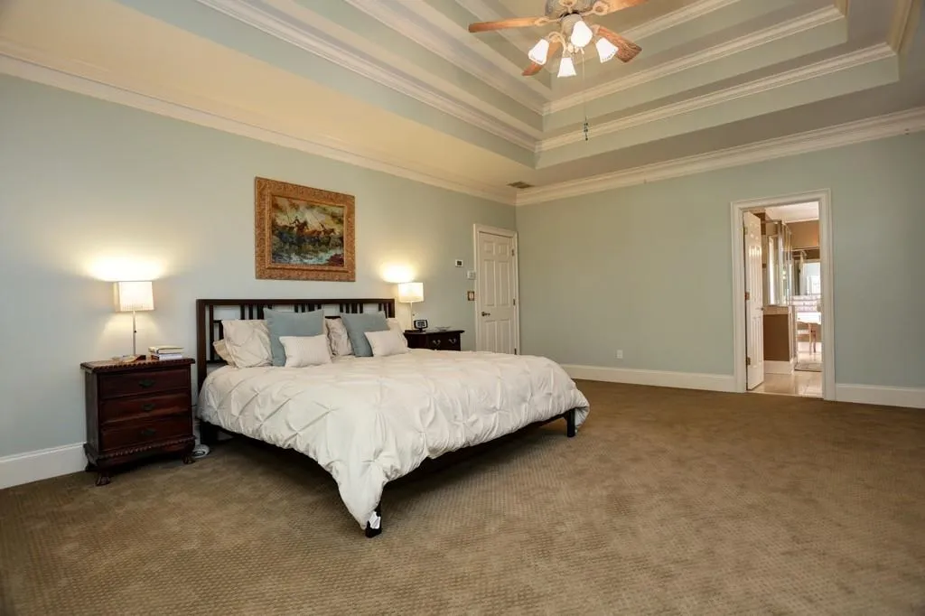 61 W Belle Isle Road, Sandy Springs, Georgia 30342, 4 Bedrooms Bedrooms, ,4 BathroomsBathrooms,Residential,Sold,61 W Belle Isle Road,5665011