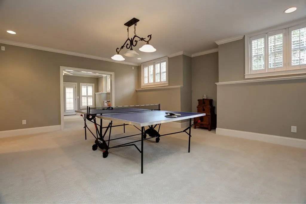 61 W Belle Isle Road, Sandy Springs, Georgia 30342, 4 Bedrooms Bedrooms, ,4 BathroomsBathrooms,Residential,Sold,61 W Belle Isle Road,5665011