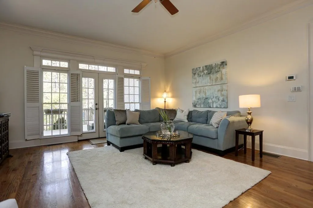 61 W Belle Isle Road, Sandy Springs, Georgia 30342, 4 Bedrooms Bedrooms, ,4 BathroomsBathrooms,Residential,Sold,61 W Belle Isle Road,5665011