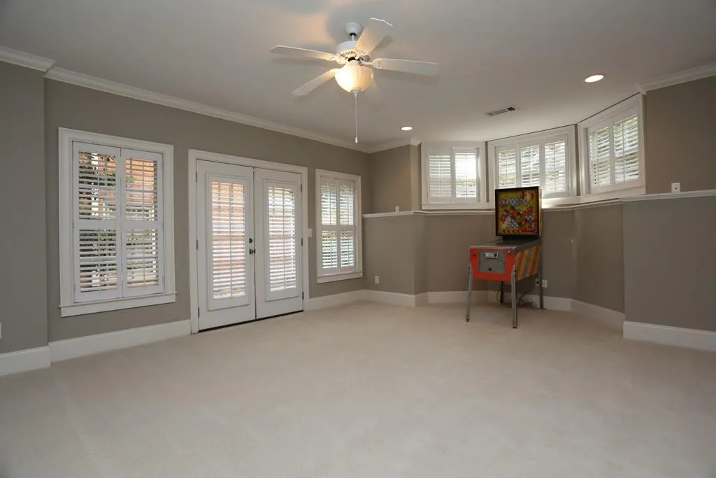 61 W Belle Isle Road, Sandy Springs, Georgia 30342, 4 Bedrooms Bedrooms, ,4 BathroomsBathrooms,Residential,Sold,61 W Belle Isle Road,5665011