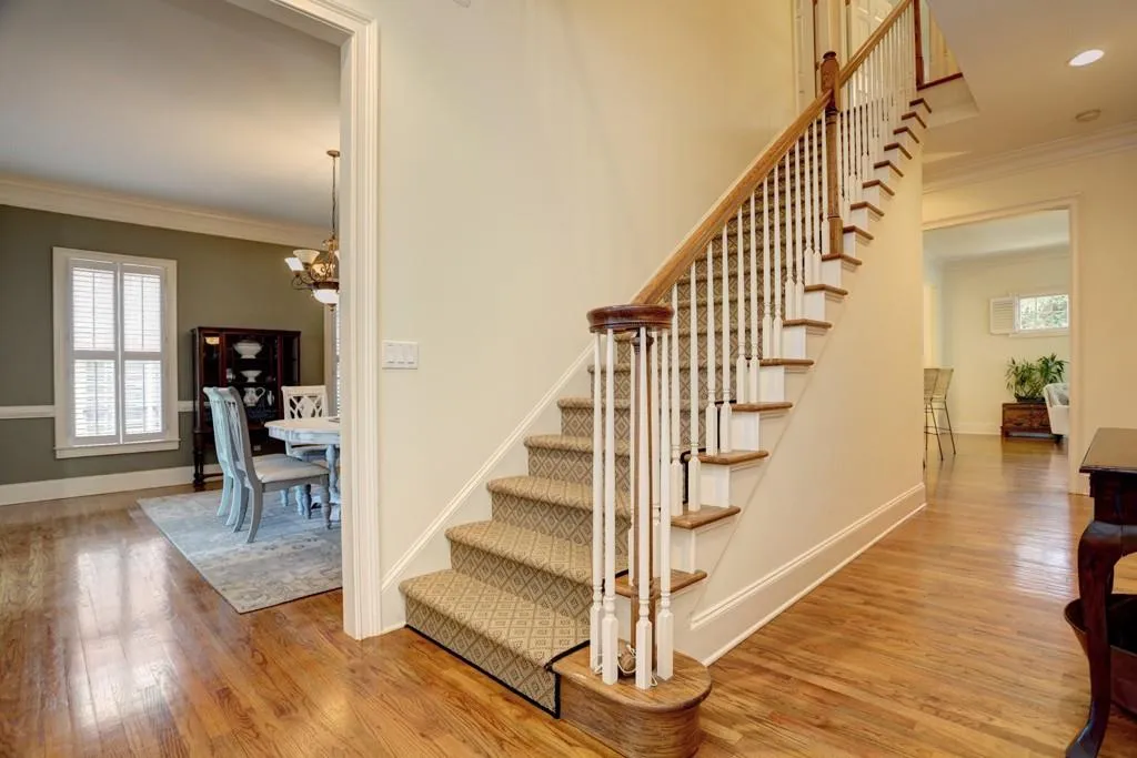 61 W Belle Isle Road, Sandy Springs, Georgia 30342, 4 Bedrooms Bedrooms, ,4 BathroomsBathrooms,Residential,Sold,61 W Belle Isle Road,5665011