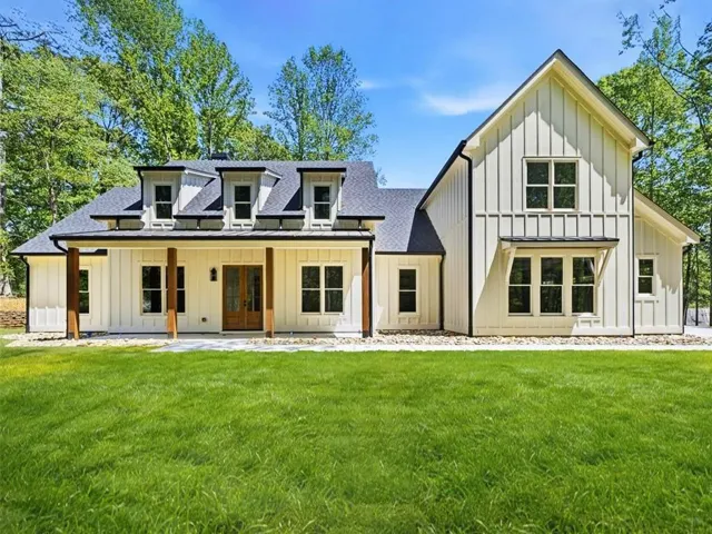 2200 Upper Burris Road, Canton, Georgia 30114