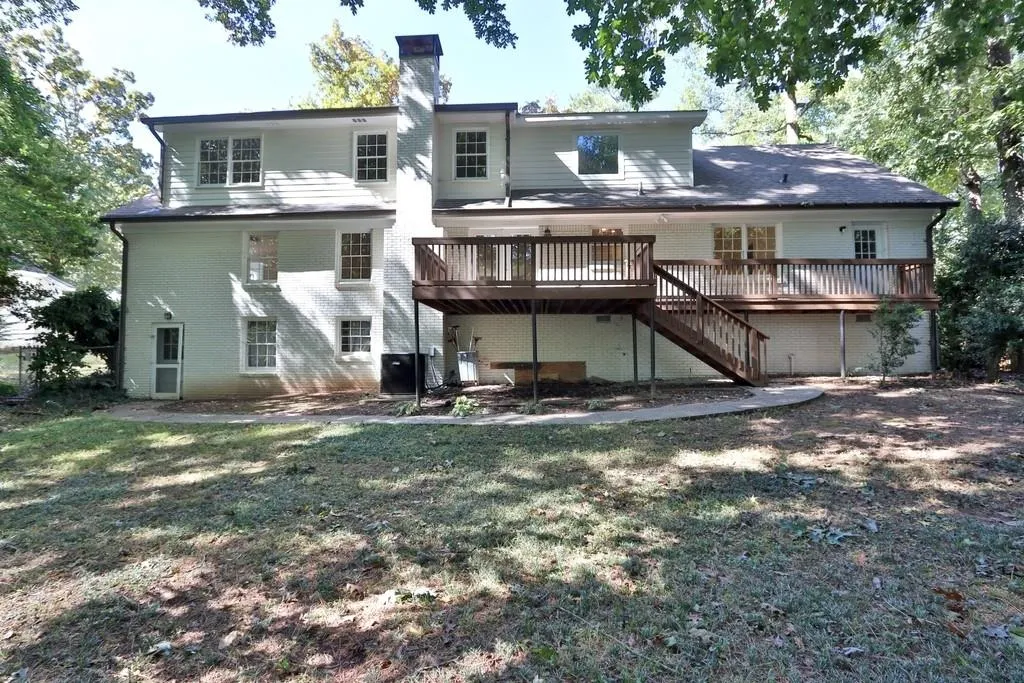 795 Spalding Drive, Sandy Springs, Georgia 30328, 5 Bedrooms Bedrooms, ,4 BathroomsBathrooms,Residential,Sold,795 Spalding Drive,6635871