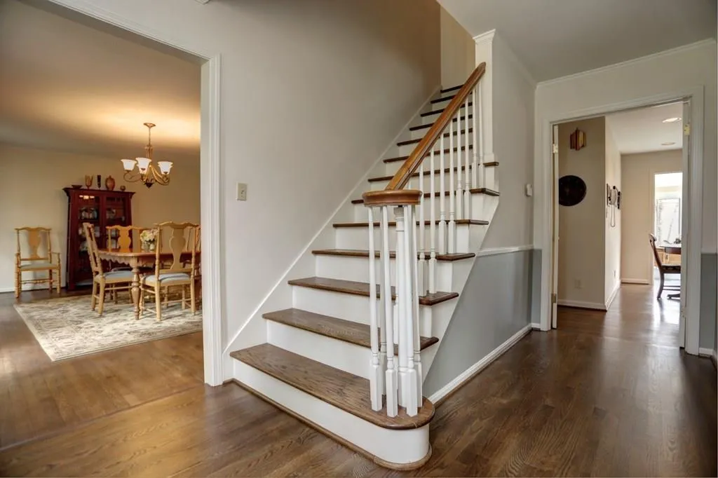5015 Vallo Vista Court, Atlanta, Georgia 30342, 4 Bedrooms Bedrooms, ,2 BathroomsBathrooms,Residential,Sold,5015 Vallo Vista Court,5655859