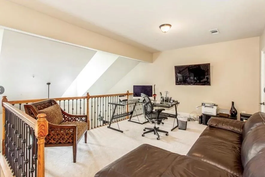 6470 Chariot Street Unit 20, Atlanta, Georgia 30328, 3 Bedrooms Bedrooms, ,3 BathroomsBathrooms,Residential,Sold,6470 Chariot Street Unit 20,6521543