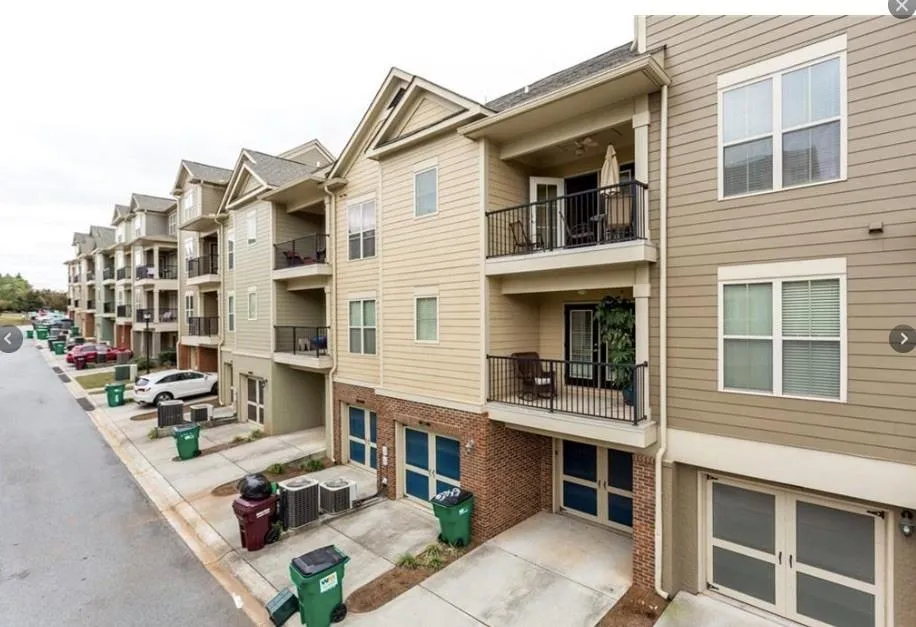 6470 Chariot Street Unit 20, Atlanta, Georgia 30328, 3 Bedrooms Bedrooms, ,3 BathroomsBathrooms,Residential,Sold,6470 Chariot Street Unit 20,6521543