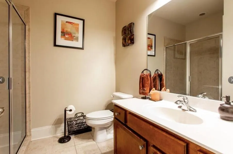 6470 Chariot Street Unit 20, Atlanta, Georgia 30328, 3 Bedrooms Bedrooms, ,3 BathroomsBathrooms,Residential,Sold,6470 Chariot Street Unit 20,6521543