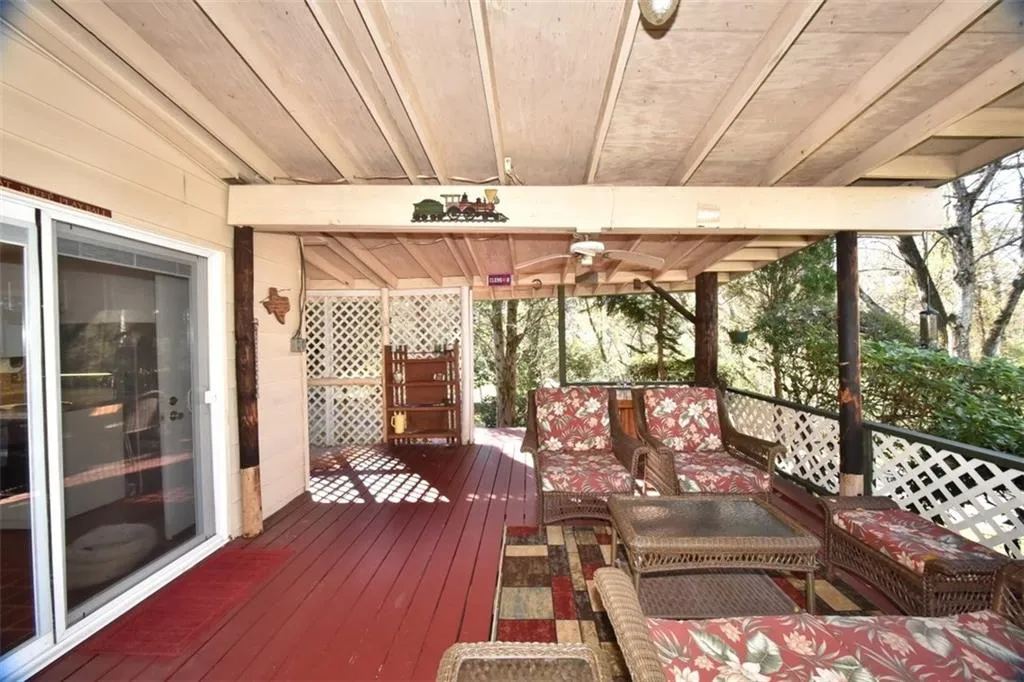 7800 Mount Vernon Road, Sandy Springs, Georgia 30350, 3 Bedrooms Bedrooms, ,2 BathroomsBathrooms,Residential,Sold,7800 Mount Vernon Road,5863736