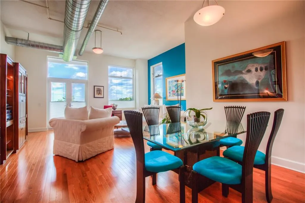 3820 Roswell Road Ne Unit 310, Atlanta, Georgia 30342, 1 Bedroom Bedrooms, ,1 BathroomBathrooms,Residential,Sold,3820 Roswell Road Ne Unit 310,5703192