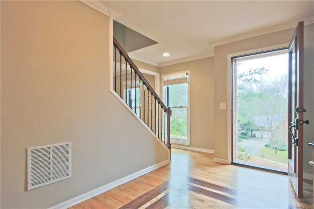 205 Marsh Glen Point, Atlanta, Georgia 30328, 5 Bedrooms Bedrooms, ,3 BathroomsBathrooms,Residential,Sold,205 Marsh Glen Point,5852018