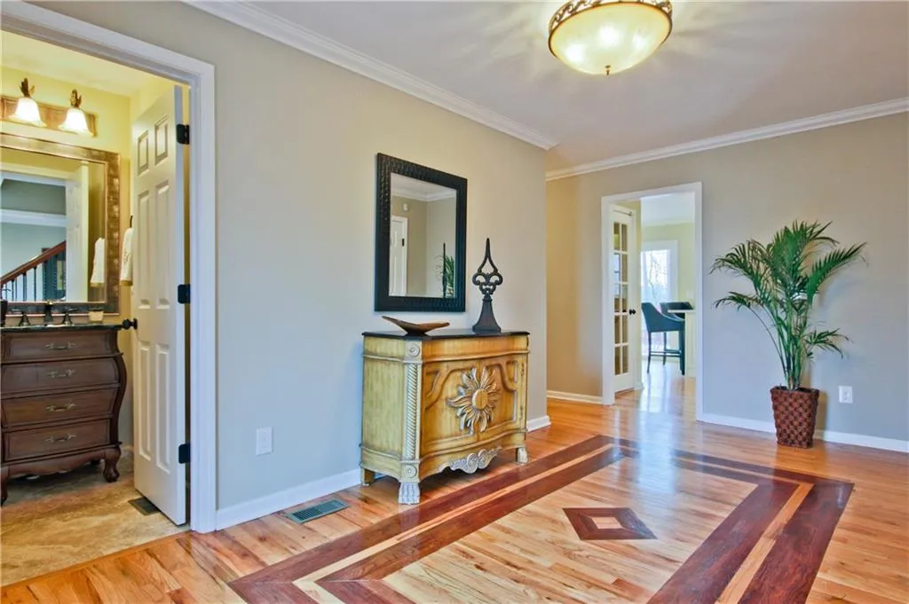 205 Marsh Glen Point, Atlanta, Georgia 30328, 5 Bedrooms Bedrooms, ,3 BathroomsBathrooms,Residential,Sold,205 Marsh Glen Point,5852018