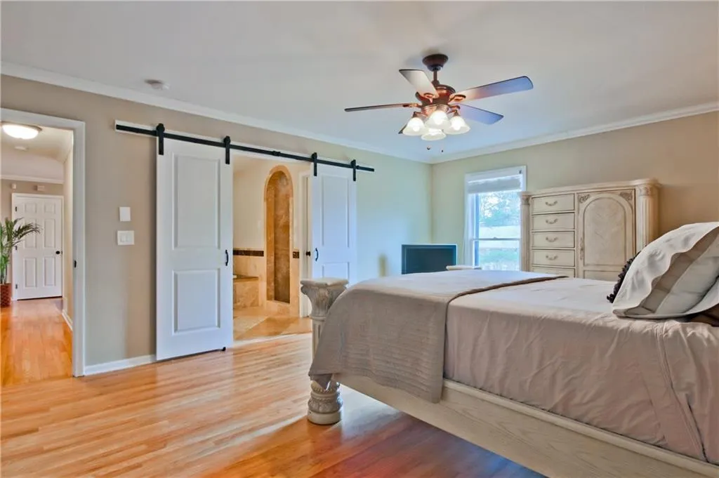205 Marsh Glen Point, Atlanta, Georgia 30328, 5 Bedrooms Bedrooms, ,3 BathroomsBathrooms,Residential,Sold,205 Marsh Glen Point,5852018