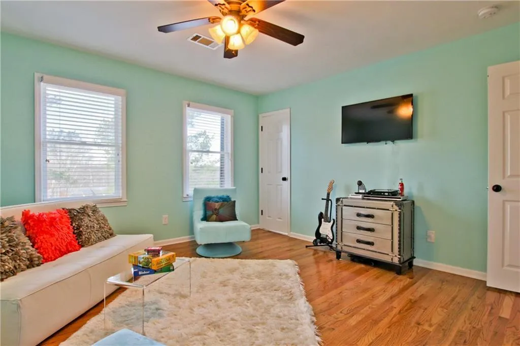 205 Marsh Glen Point, Atlanta, Georgia 30328, 5 Bedrooms Bedrooms, ,3 BathroomsBathrooms,Residential,Sold,205 Marsh Glen Point,5852018