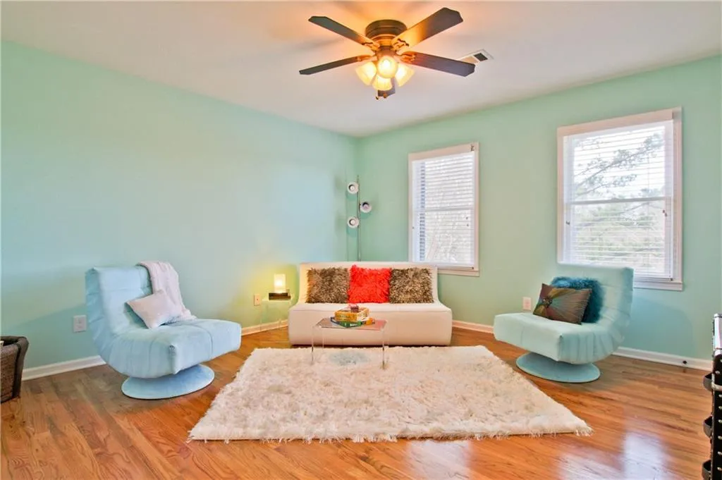 205 Marsh Glen Point, Atlanta, Georgia 30328, 5 Bedrooms Bedrooms, ,3 BathroomsBathrooms,Residential,Sold,205 Marsh Glen Point,5852018