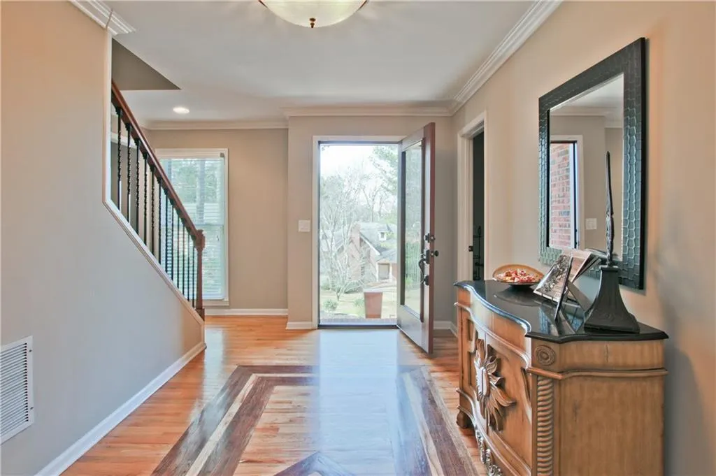 205 Marsh Glen Point, Atlanta, Georgia 30328, 5 Bedrooms Bedrooms, ,3 BathroomsBathrooms,Residential,Sold,205 Marsh Glen Point,5852018
