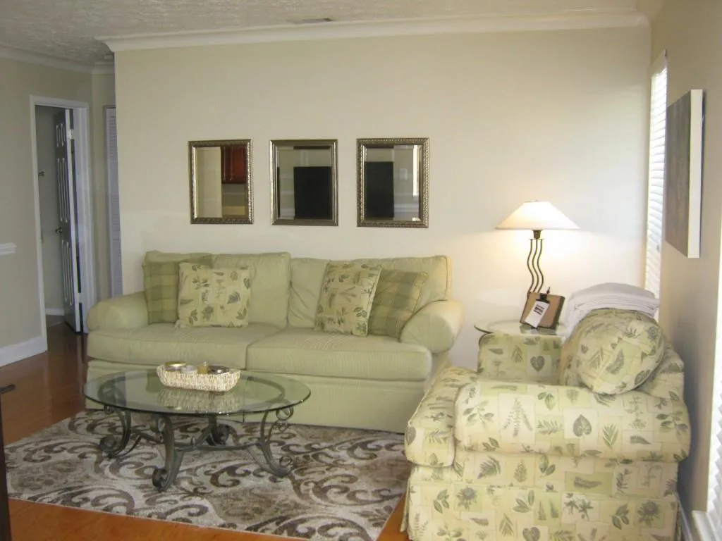 6800 Glenridge Drive Unit 6812d, Sandy Springs, Georgia 30328, 1 Bedroom Bedrooms, ,1 BathroomBathrooms,Residential,Sold,6800 Glenridge Drive Unit 6812d,5669864