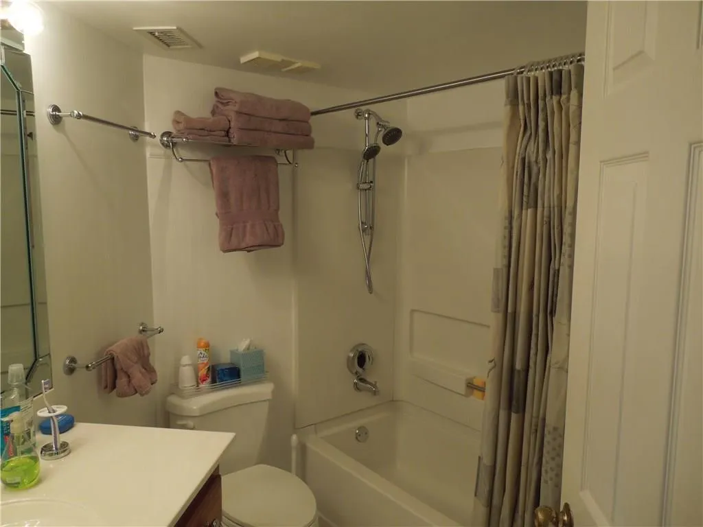 795 Hammond Drive Unit 2012, Atlanta, Georgia 30328, 1 Bedroom Bedrooms, ,1 BathroomBathrooms,Residential,Sold,795 Hammond Drive Unit 2012,5804909