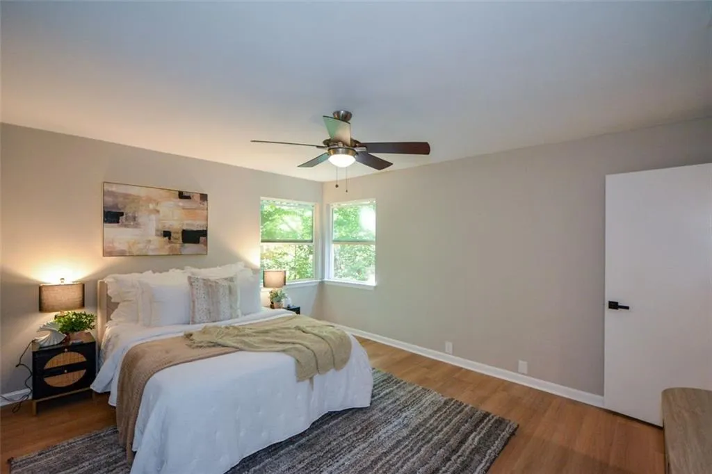 46 Dunwoody Springs Drive, Atlanta, Georgia 30328, 3 Bedrooms Bedrooms, ,2 BathroomsBathrooms,Residential,For Sale,46 Dunwoody Springs Drive,7641927