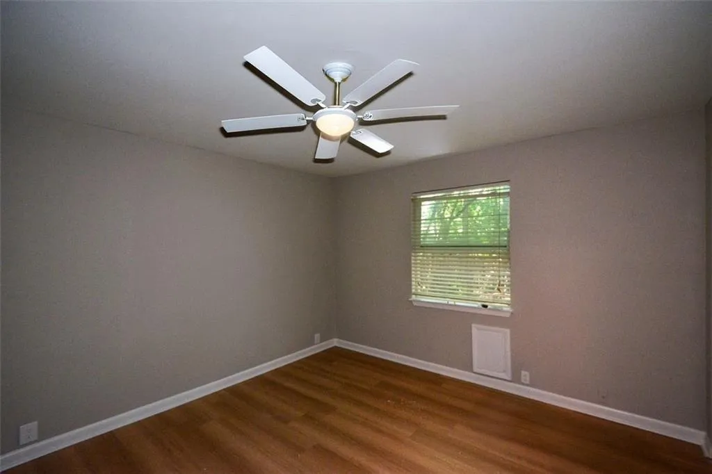 46 Dunwoody Springs Drive, Atlanta, Georgia 30328, 3 Bedrooms Bedrooms, ,2 BathroomsBathrooms,Residential,For Sale,46 Dunwoody Springs Drive,7641927