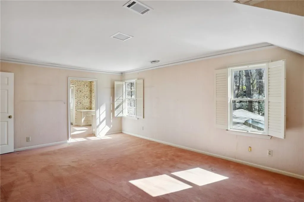 260 Seamarsh Court, Sandy Springs, Georgia 30328, 5 Bedrooms Bedrooms, ,4 BathroomsBathrooms,Residential,Sold,260 Seamarsh Court,7174758