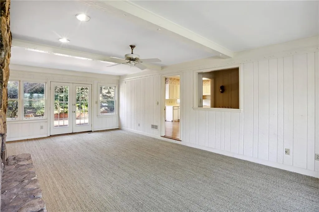 260 Seamarsh Court, Sandy Springs, Georgia 30328, 5 Bedrooms Bedrooms, ,4 BathroomsBathrooms,Residential,Sold,260 Seamarsh Court,7174758