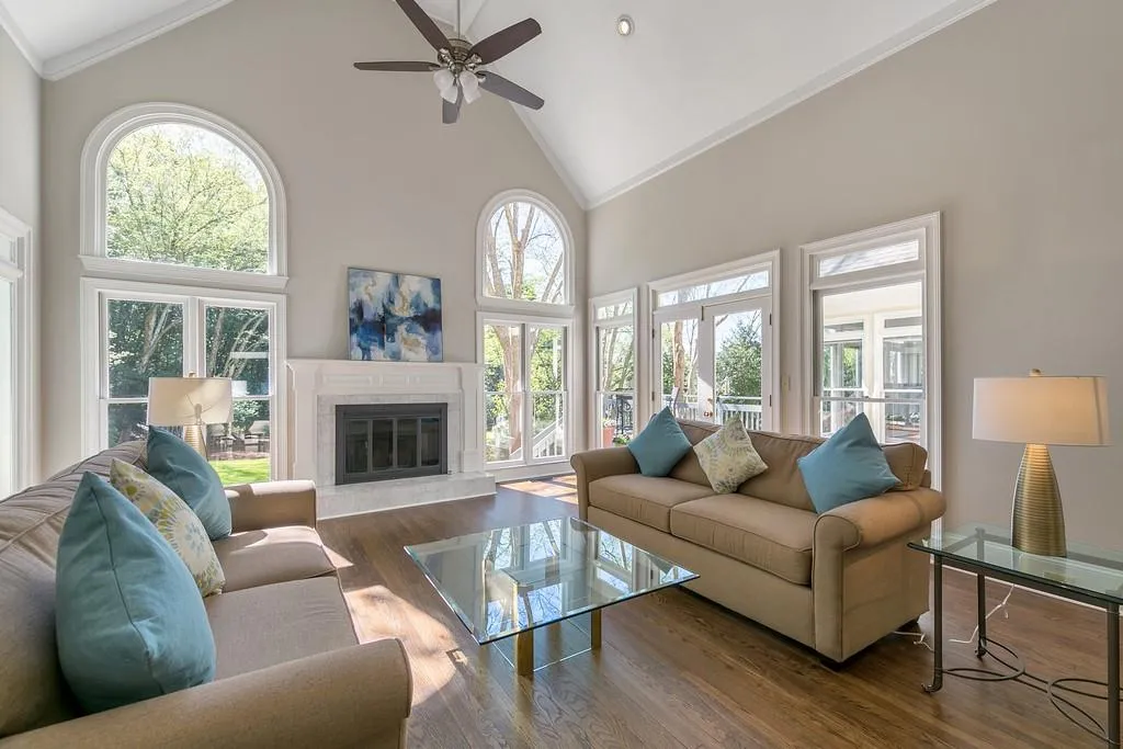 7845 Landowne Drive, Sandy Springs, Georgia 30350, 5 Bedrooms Bedrooms, ,4 BathroomsBathrooms,Residential,Sold,7845 Landowne Drive,6535799