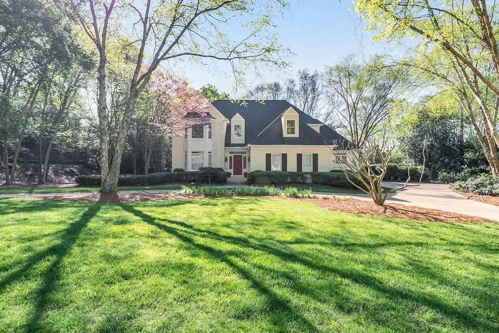 7845 Landowne Drive, Sandy Springs, Georgia 30350, 5 Bedrooms Bedrooms, ,4 BathroomsBathrooms,Residential,Sold,7845 Landowne Drive,6535799