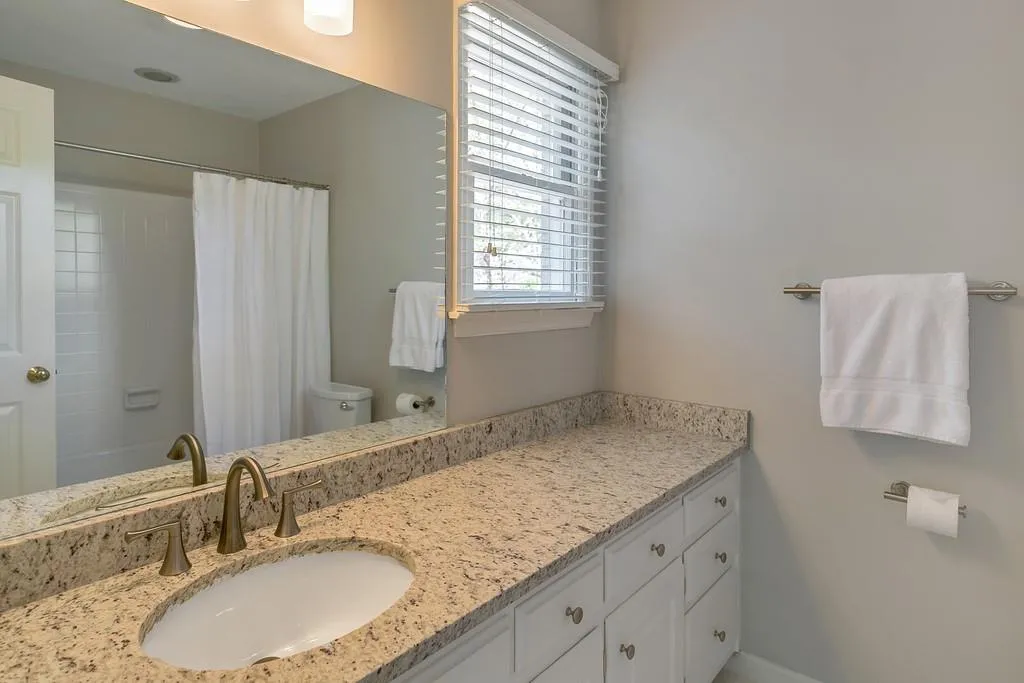 7845 Landowne Drive, Sandy Springs, Georgia 30350, 5 Bedrooms Bedrooms, ,4 BathroomsBathrooms,Residential,Sold,7845 Landowne Drive,6535799