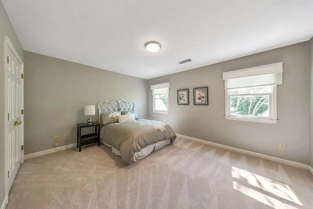 7845 Landowne Drive, Sandy Springs, Georgia 30350, 5 Bedrooms Bedrooms, ,4 BathroomsBathrooms,Residential,Sold,7845 Landowne Drive,6535799