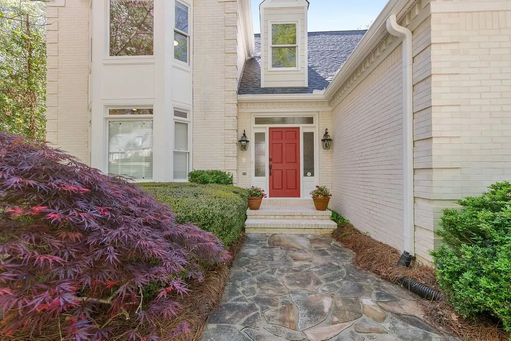 7845 Landowne Drive, Sandy Springs, Georgia 30350, 5 Bedrooms Bedrooms, ,4 BathroomsBathrooms,Residential,Sold,7845 Landowne Drive,6535799