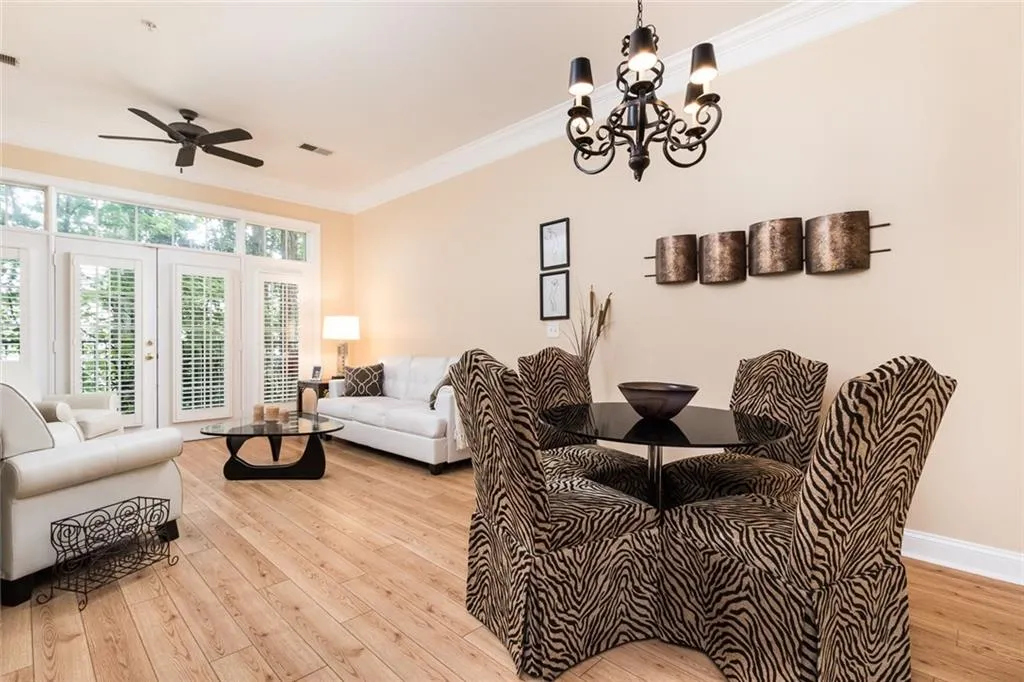 5415 Northland Drive Unit 108, Atlanta, Georgia 30342, 1 Bedroom Bedrooms, ,1 BathroomBathrooms,Residential,Sold,5415 Northland Drive Unit 108,5884929