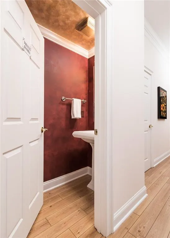 5415 Northland Drive Unit 108, Atlanta, Georgia 30342, 1 Bedroom Bedrooms, ,1 BathroomBathrooms,Residential,Sold,5415 Northland Drive Unit 108,5884929