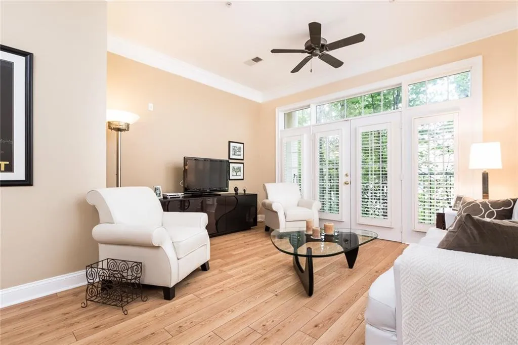 5415 Northland Drive Unit 108, Atlanta, Georgia 30342, 1 Bedroom Bedrooms, ,1 BathroomBathrooms,Residential,Sold,5415 Northland Drive Unit 108,5884929