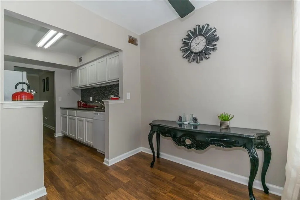 1316 Old Hammond Chase, Sandy Springs, Georgia 30350, 2 Bedrooms Bedrooms, ,2 BathroomsBathrooms,Residential,Sold,1316 Old Hammond Chase,6719875