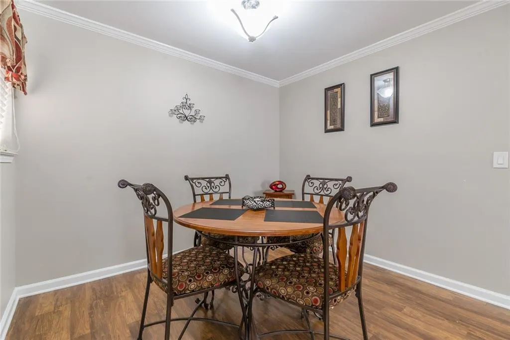 1316 Old Hammond Chase, Sandy Springs, Georgia 30350, 2 Bedrooms Bedrooms, ,2 BathroomsBathrooms,Residential,Sold,1316 Old Hammond Chase,6719875